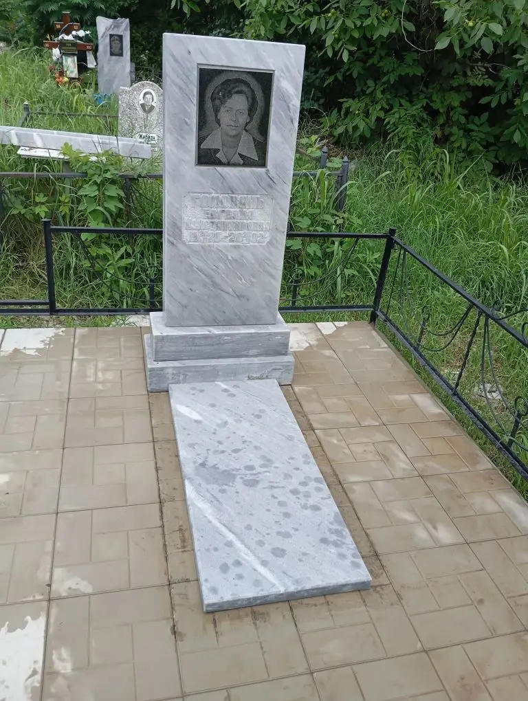 Благоустройство захоронения и памятника на Славянском кладбище Благоустройство захоронения и памятника на Славянском кладбище
