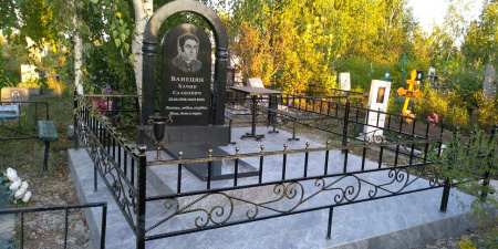 Оградка из металла Ковка (патина золото)