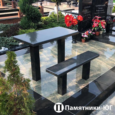 Стол из гранита №16, (черный, габбро)